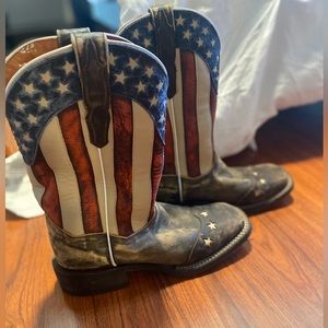 Women’s Dan post boots